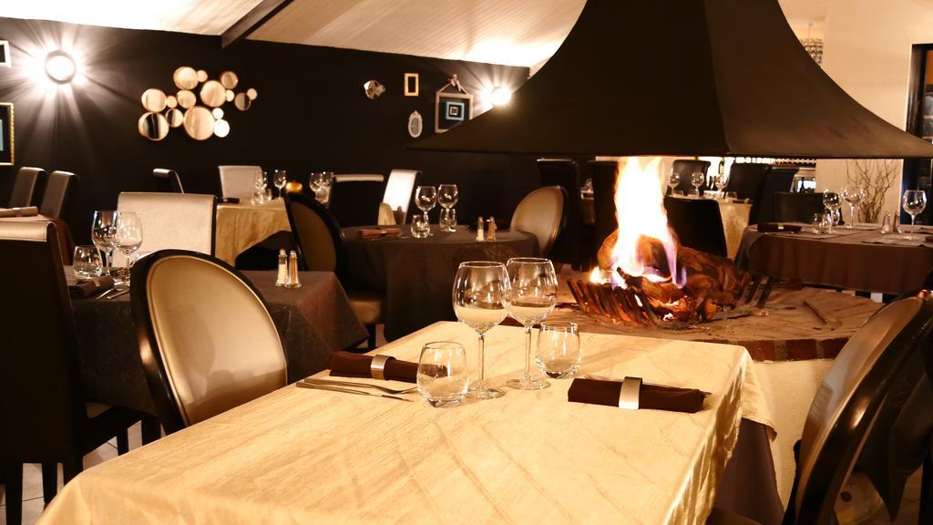 Le Bernon Hotel Connaux Luaran gambar