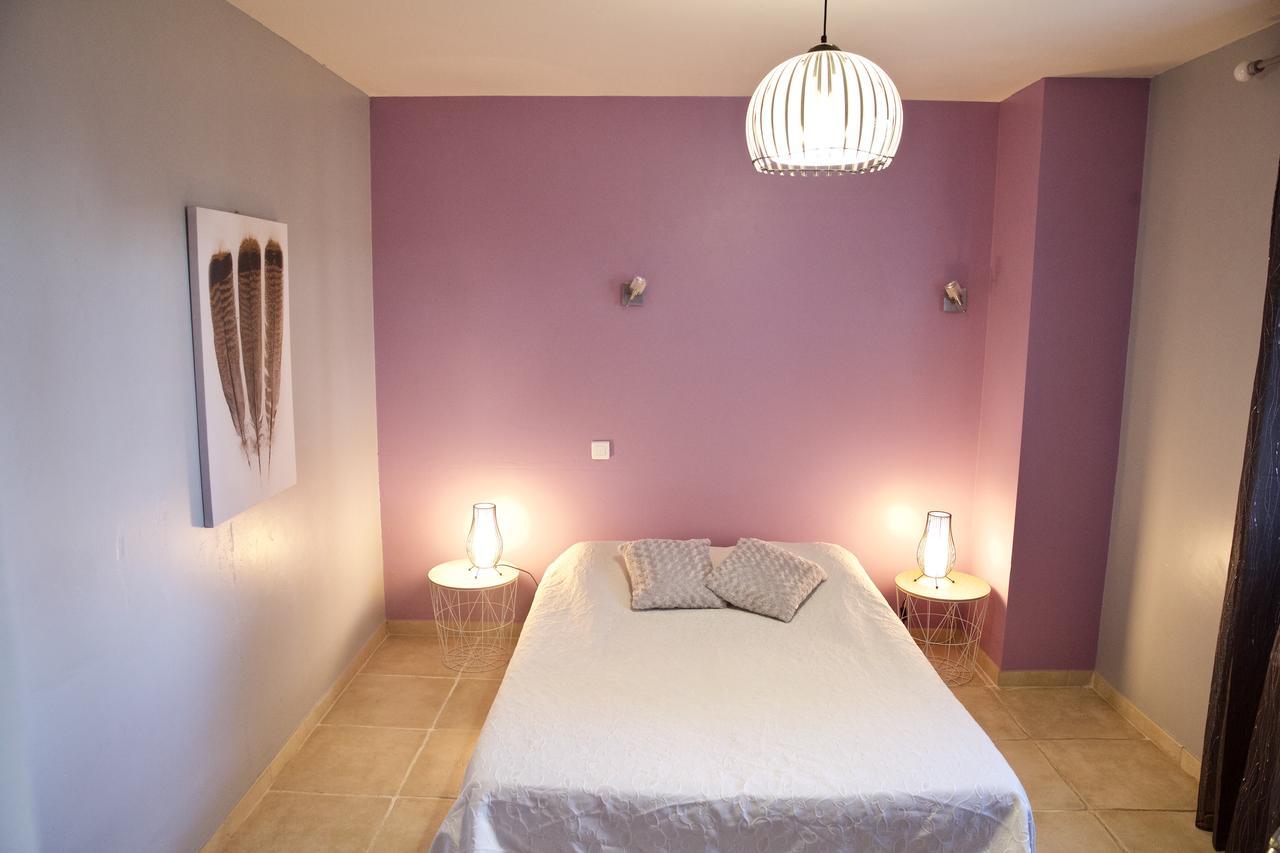 Le Bernon Hotel Connaux Luaran gambar